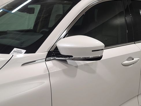 Used 2026 Acura MDX SH-AWD w/ Technology Package image 12