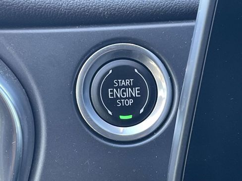 Used 2023 Chevrolet Blazer LT FWD image 20