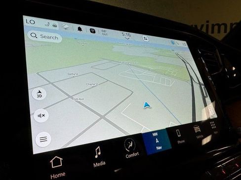 Used 2024 Jeep Grand Wagoneer Series III image 16