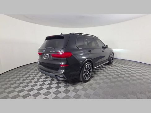 Used 2021 BMW X7 xDrive40i w/ M Sport Package AWD/4WD image 39