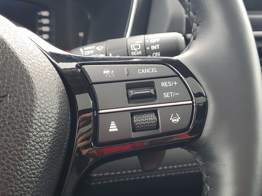 Certified 2025 Honda Pilot Elite image 26