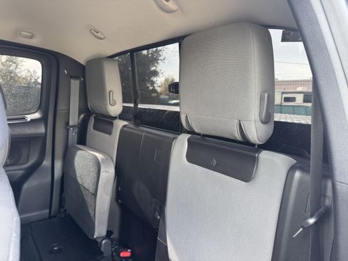 Used 2023 Toyota Tacoma SR AWD/4WD image 25