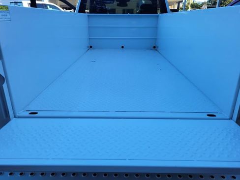 Used 2024 GMC Sierra 2500 Pro w/ Convenience Package RWD image 26