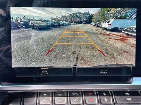 Certified 2024 GMC Sierra 1500 SLT image 15