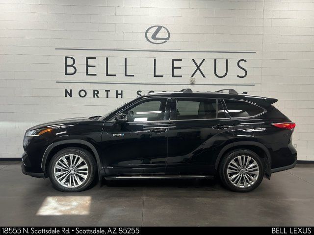 Used 2021 Toyota Highlander Platinum AWD/4WD image 7