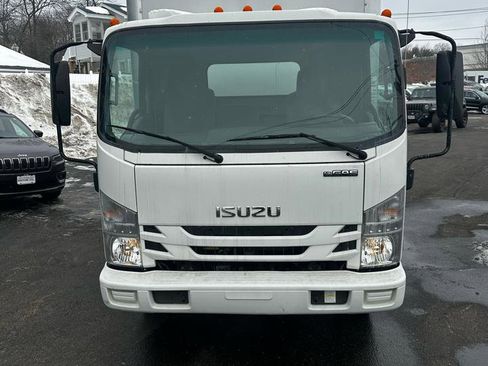 Used 2019 Isuzu NPR RWD image 7