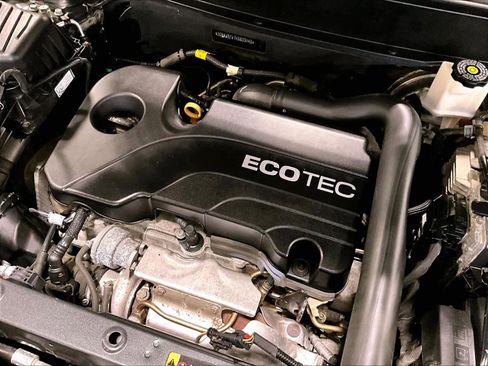 Used 2019 Chevrolet Equinox LS image 36