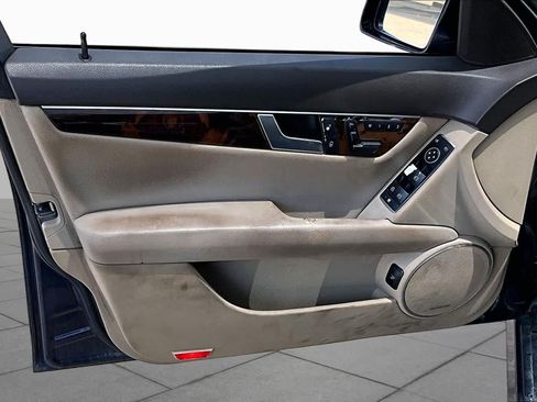 Used 2014 Mercedes-Benz C 250 Sedan w/ Premium 1 Package image 22