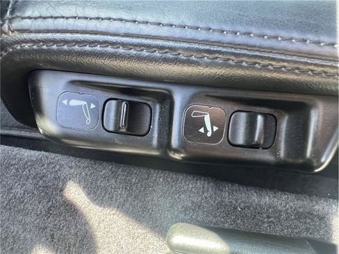Used 2003 Acura NSX T RWD image 25