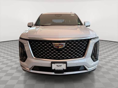 Used 2026 Cadillac Escalade Luxury w/ Touring Package AWD/4WD image 2
