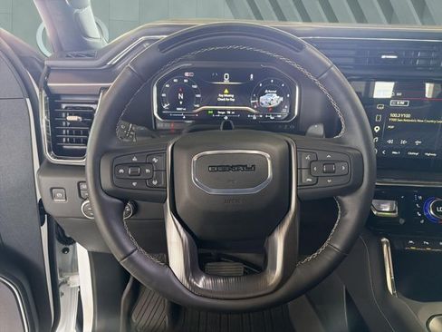 Used 2025 GMC Sierra 1500 Denali Ultimate AWD/4WD image 14