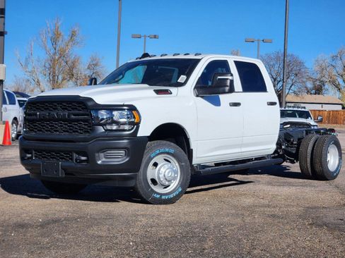New 2024 RAM 3500 Tradesman w/ Electrical Accessory Group image 28