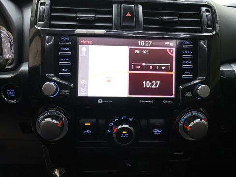 Used 2020 Toyota 4Runner TRD Off-Road Premium w/ Moonroof Package AWD/4WD image 20