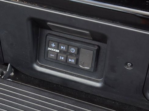 Used 2024 GMC Sierra 3500 Denali Ultimate AWD/4WD image 30
