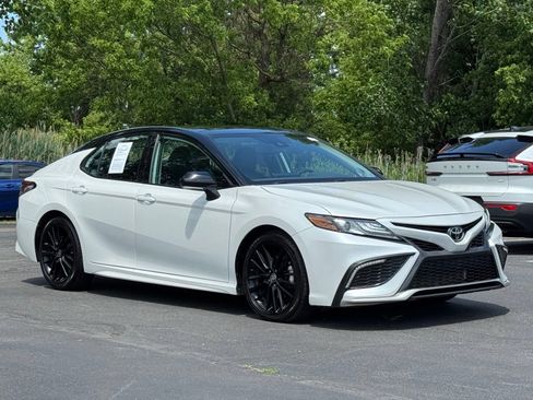 Used 2023 Toyota Camry XSE w/ Cold Weather Package FWD image 2