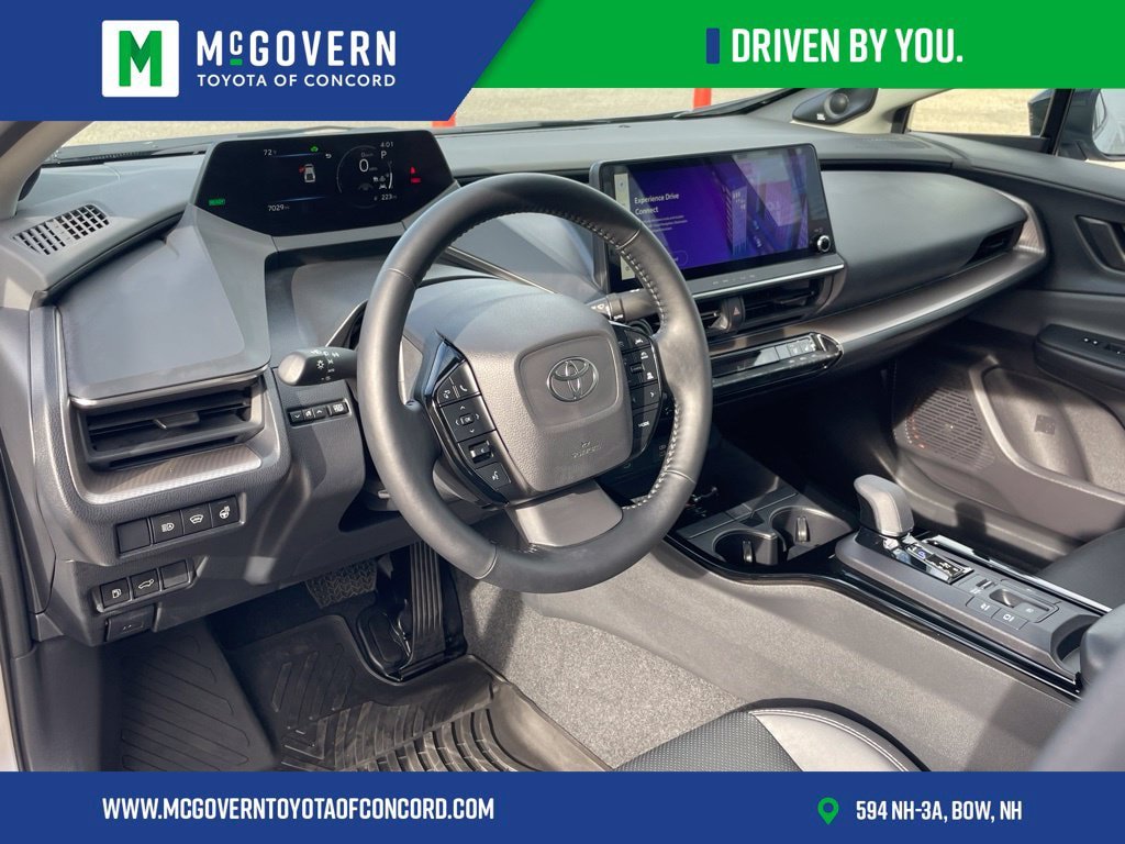Used 2023 Toyota Prius Limited w/ Limited Premium Package AWD/4WD image 13