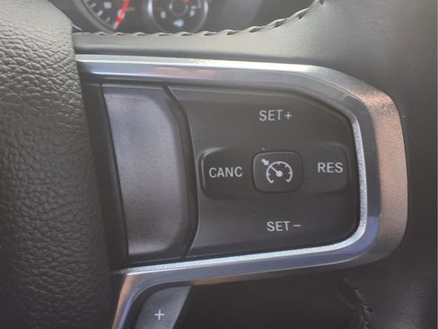 Used 2022 RAM 1500 Laramie w/ Laramie Southwest Edition image 17