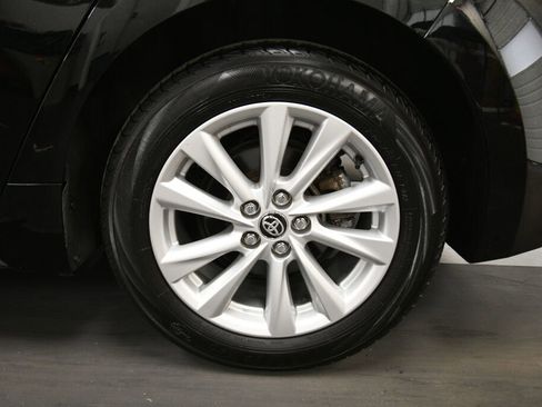 Used 2023 Toyota Corolla SE image 30