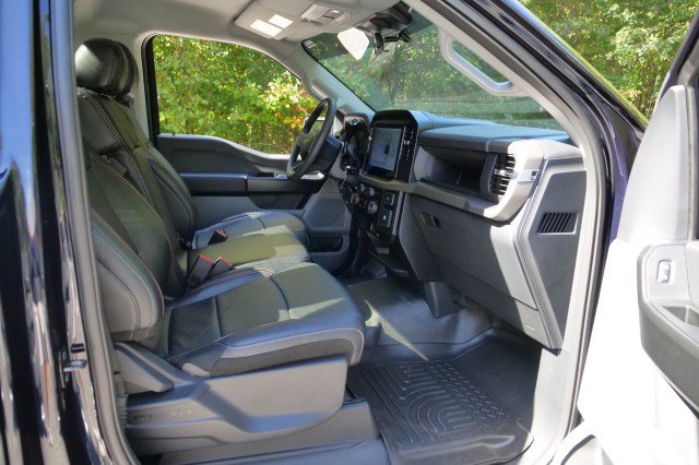 Used 2025 Ford F150 XL w/ Equipment Group 103A High RWD image 29