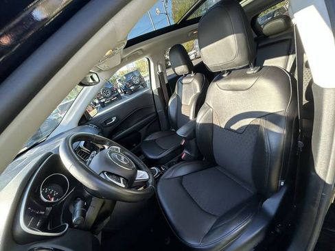 Used 2020 Jeep Compass Latitude AWD/4WD image 15