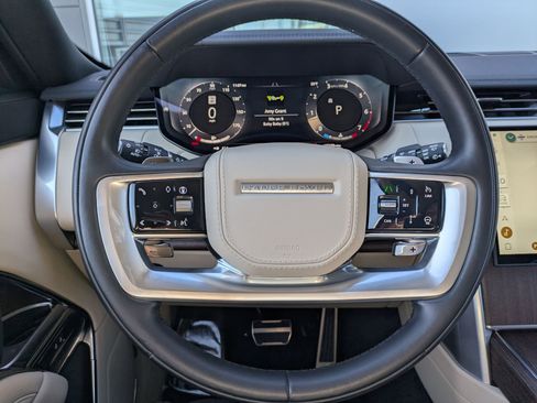 Certified 2024 Land Rover Range Rover SE image 15