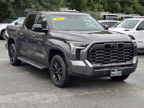 Used 2025 Toyota Tundra Limited w/ TRD Off-Road Package AWD/4WD image 5