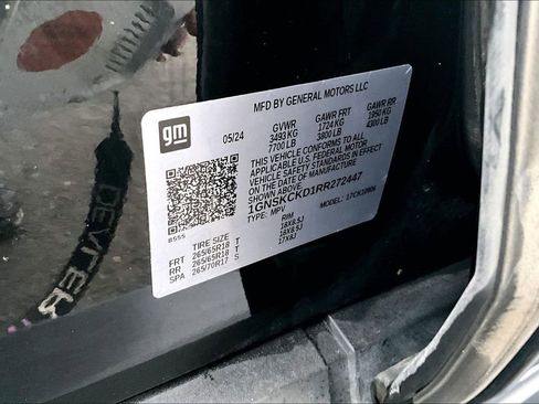 Used 2024 Chevrolet Suburban LT image 36