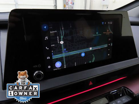 Used 2025 Toyota Prius Plug-In Hybrid image 18