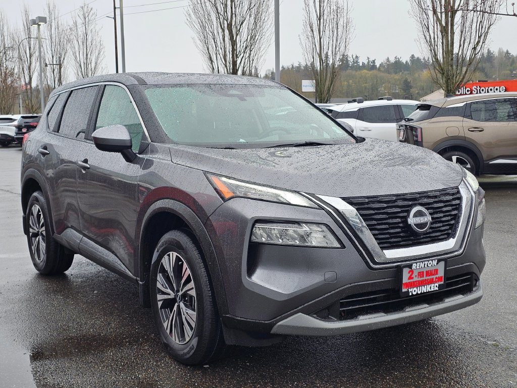 Used 2023 Nissan Rogue SV AWD/4WD image 3