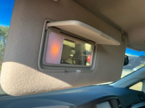 Used 2012 Nissan Quest SL w/ Bose Pkg image 25