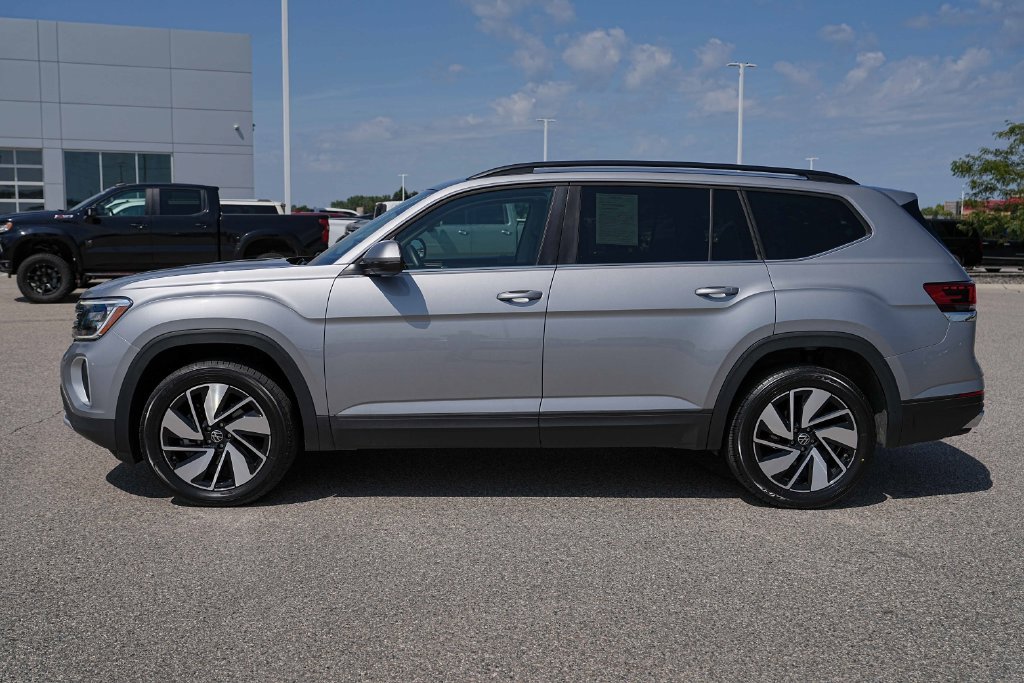 Used 2026 Volkswagen Atlas SE AWD/4WD image 11