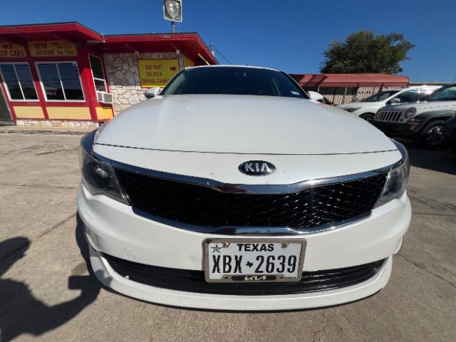 Used 2016 Kia Optima LX FWD image 2