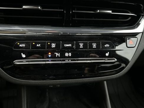 Used 2026 Buick Envista Avenir FWD image 19