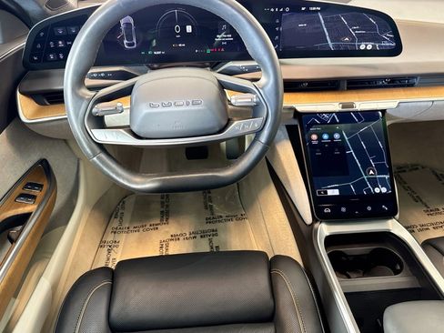 Used 2023 Lucid Air Touring image 20