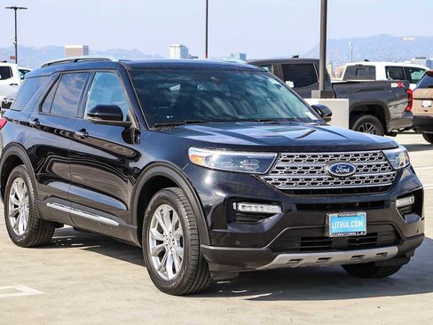 Used 2020 Ford Explorer Limited image 3