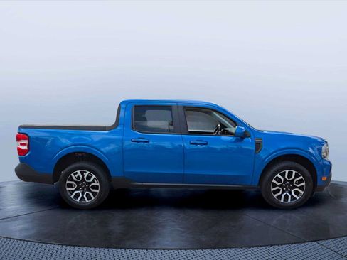 Used 2022 Ford Maverick Lariat FWD image 2