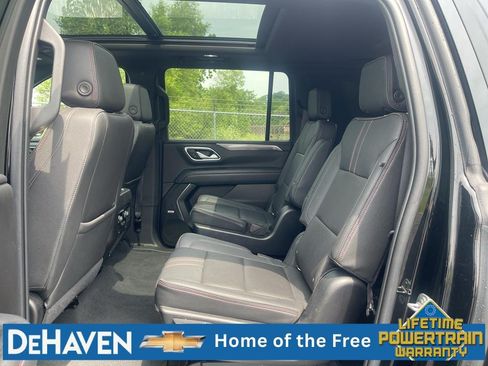 Used 2022 Chevrolet Suburban RST w/ Luxury Package AWD/4WD image 25