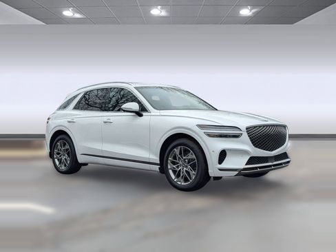 Used 2022 Genesis GV70 2.5T w/ Advanced Package image 7