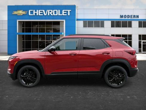 New 2026 Chevrolet TrailBlazer LT FWD image 2