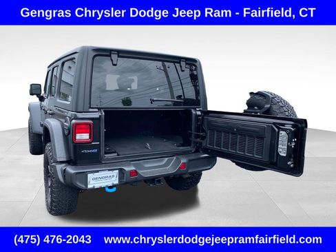 Used 2024 Jeep Wrangler Unlimited AWD/4WD image 31