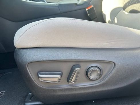 Used 2025 Toyota RAV4 XLE w/ Convenience Package FWD image 23