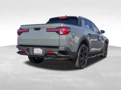 Used 2024 Hyundai Santa Cruz Night image 3