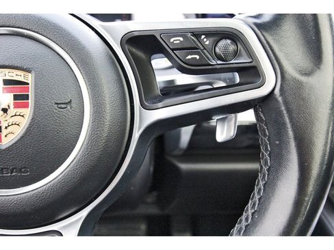 Used 2017 Porsche Cayenne Platinum Edition image 12