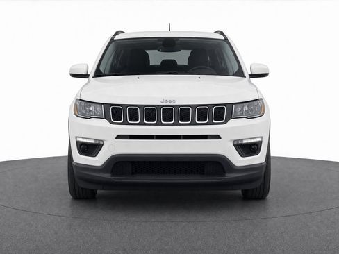 Used 2020 Jeep Compass Latitude FWD image 8