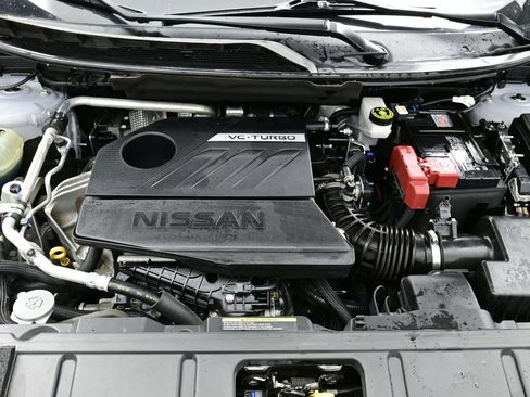 Used 2023 Nissan Rogue SV image 22