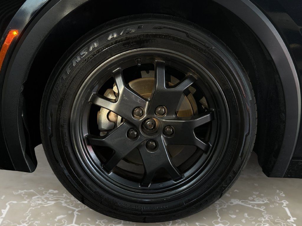 Used 2025 Toyota Prius LE FWD image 14