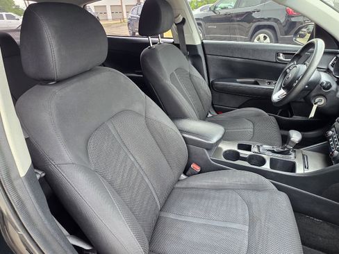 Used 2020 Kia Optima LX FWD image 23