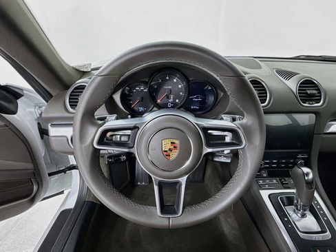 Certified 2024 Porsche 718 Cayman RWD image 15