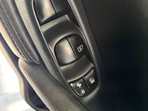 Used 2015 Nissan Rogue SL w/ SL Premium Package AWD/4WD image 9