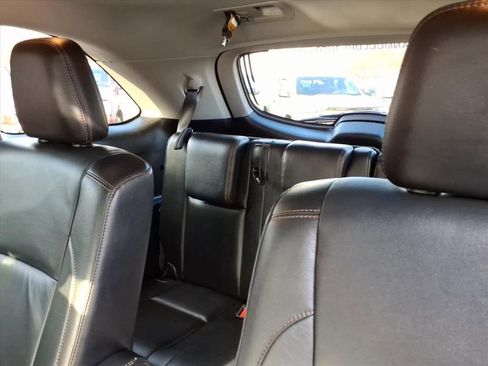 Used 2017 Toyota Highlander XLE image 15